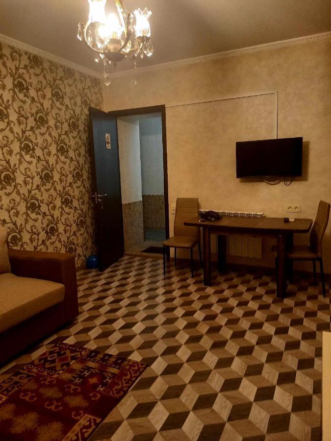 Apartment For Family Tbilisi Buitenkant foto